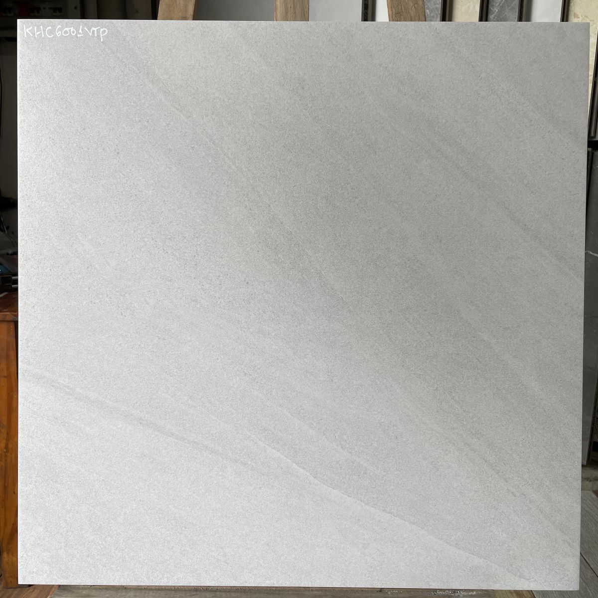 giá gạch đá mờ 60x60 mới nhất
