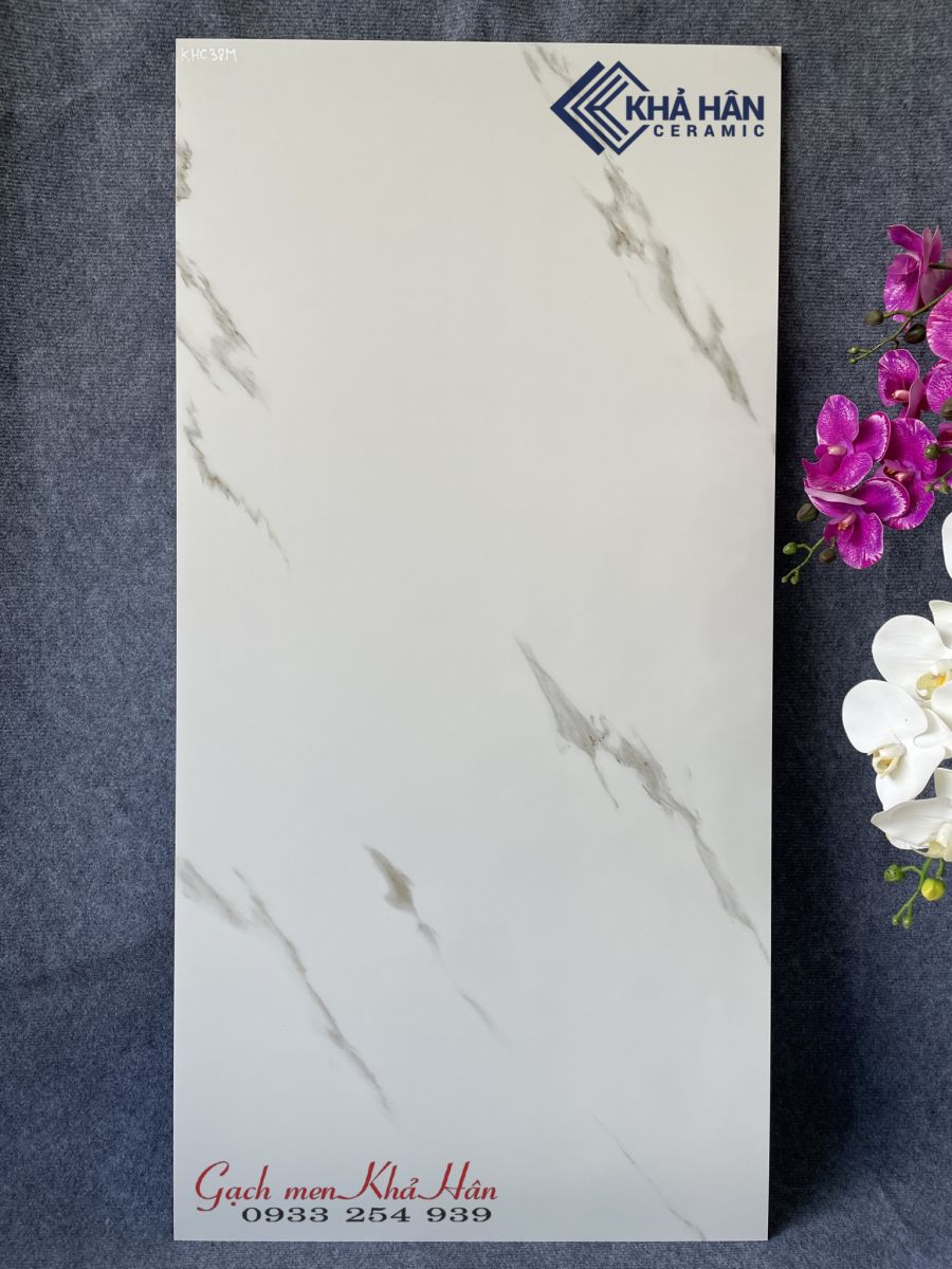 Gạch mờ trắng vân khói cao cấp