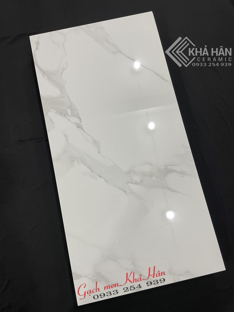 Không gian đẹp với gạch 60x120 trắng vân mây